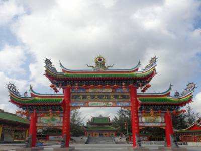 De plus en plus de ces grands temples chinois