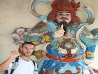 pagode : plus haut c'est le solel!!!