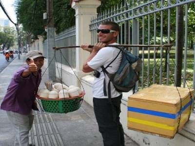 un vendeur de noix de coco... 