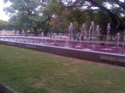 MENDOZA - place de l'indépendance