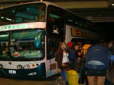 depart de salta dans un des bus tout confort