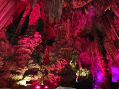 LA GROTTE