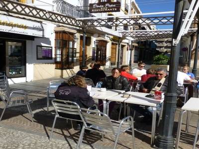 PLUS DE 30 MN D'ATTENTE POUR UN PETIT DEJ.