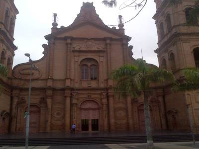 SANTA CRUZ - la cathédrale
