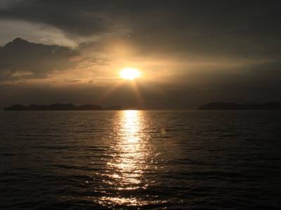 Couché de soleil sur Koh Phi Phi Leh