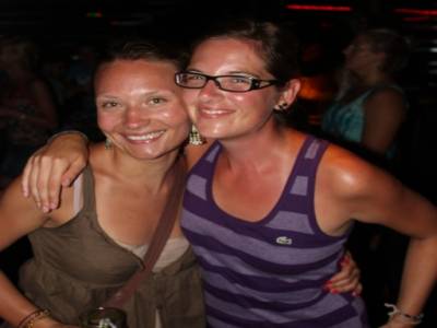 Au Apache Bar pour célébrer notre arrivé