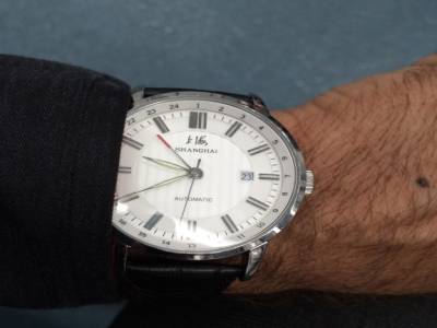 montre vraie ou fausse ?