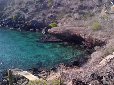 GALAPAGOS - Ile de San Christobal - une crypte