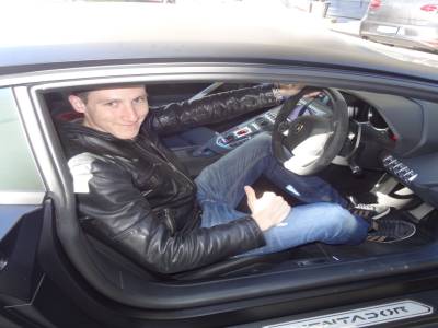 On se pavane en Aventador