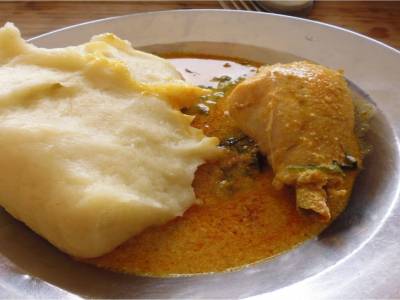 Fufu et poulet