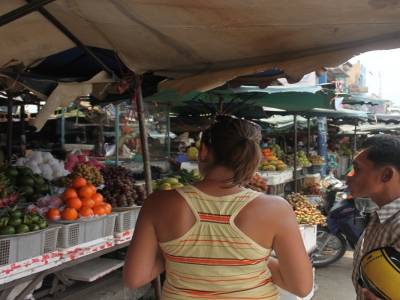 Un des marchés en route