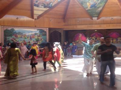 Sri Sri Radah-Giridhari Temple