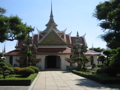Aux alentours de Wat Arun