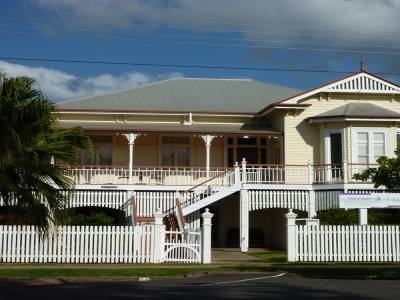 Maison sur pilotis