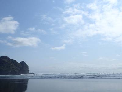 Piha Beach
