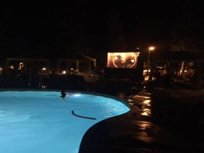 Cinéma dans la piscine