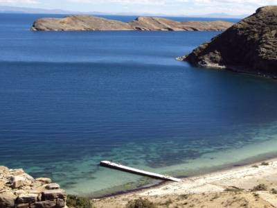 Plage idyllique, la température de l'eau en moins!