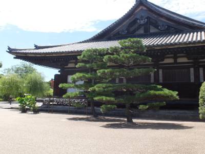 Sanjusangendo temple