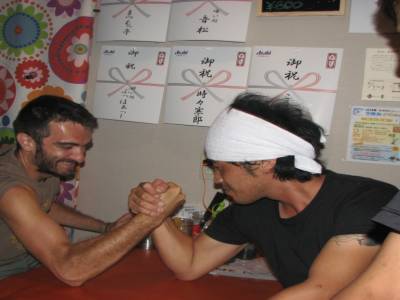 Bras de fer France Vs Japonais