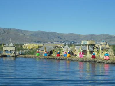 Les iles flottantes  Uros