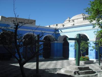 Une des cloitre du couvent de Santa Catalina