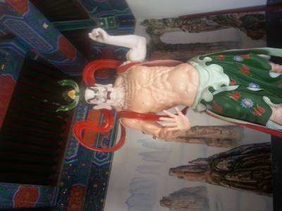 Statue