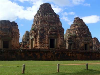 Mebon Est