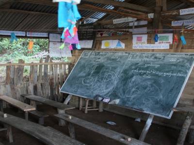 Chaque village (ou presque) a une école primaire