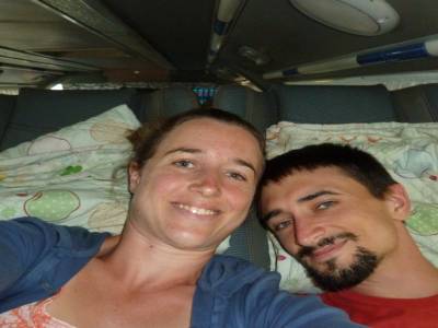 Avant la nuit dans le bus