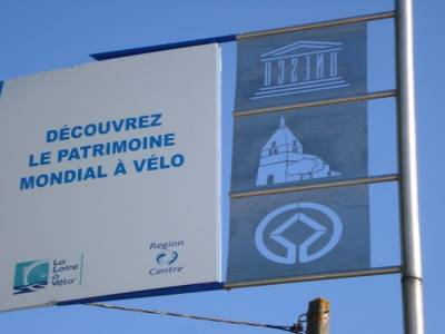 panneau indicateur des curiosités