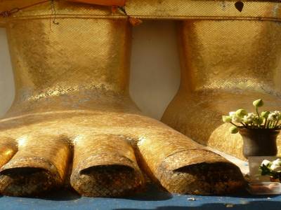 Big Bouddha debout
