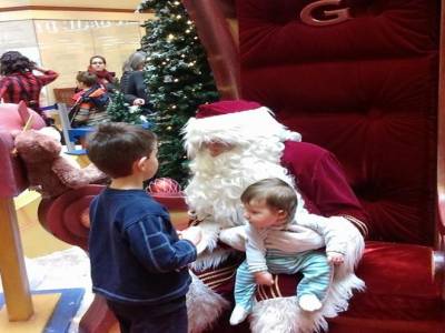 la seule photo avec papa noel......bouhhhhh