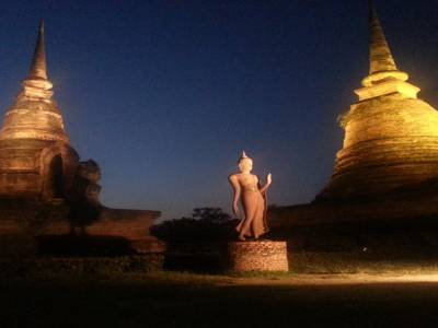 Sukhotai de nuit