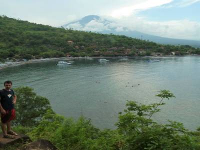 La plage de Jemeluk (Amed)