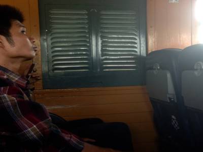 volet dans le train BKK Chumphon