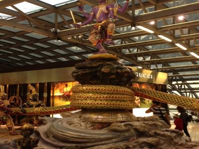 Dans l'aéroport de BKK