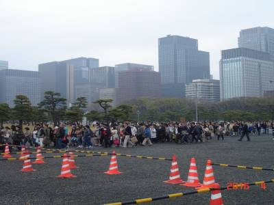 la queue pour visister le jardin imperial