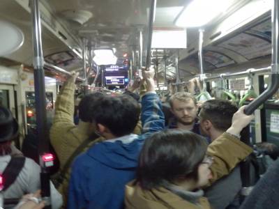 Sardines dans le bus