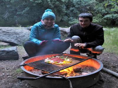 un barbec au camping