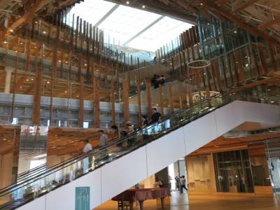 L'intérieur du glass museum