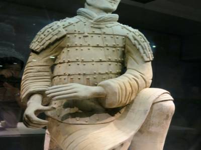 Soldat de terre cuite