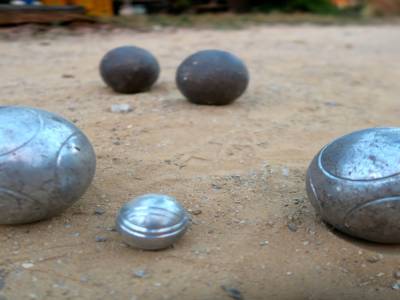Tu tires ou tu pointes?