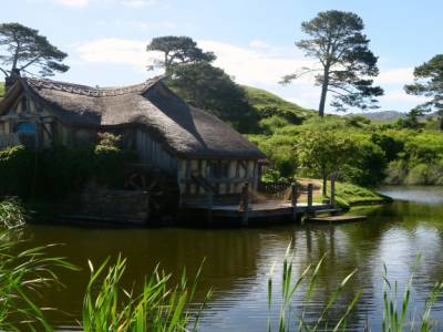 Le lac de Hobbiton