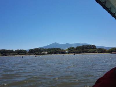 oui encore un volcan et alors moi je les trouve encore jolie même si c'est le 15ème que je vois en moins de 3mois