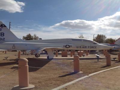 musée d'aviation joe davis, pres de palmdale, ca