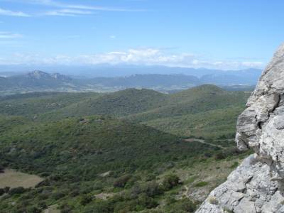 Vue des falaises d'escalade de Maury