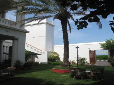 Pondichery ) Alliance Française
