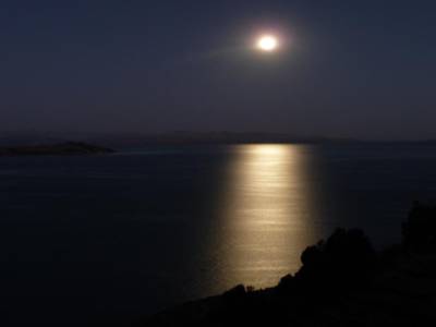 Lac Titicaca de nuit