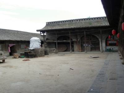 Village troglodyte de  LIJIASHAN, maison ou l on a loge