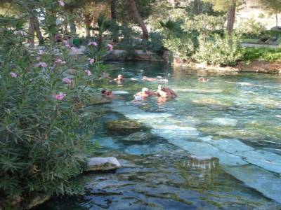 piscine antique pool, fontaine sacrée